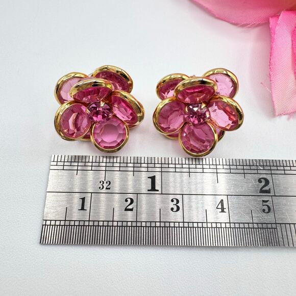 Vintage Pink Austrian Crystal Cluster Flower Stud Earrings Sparkling Gold Tone - Picture 10 of 12